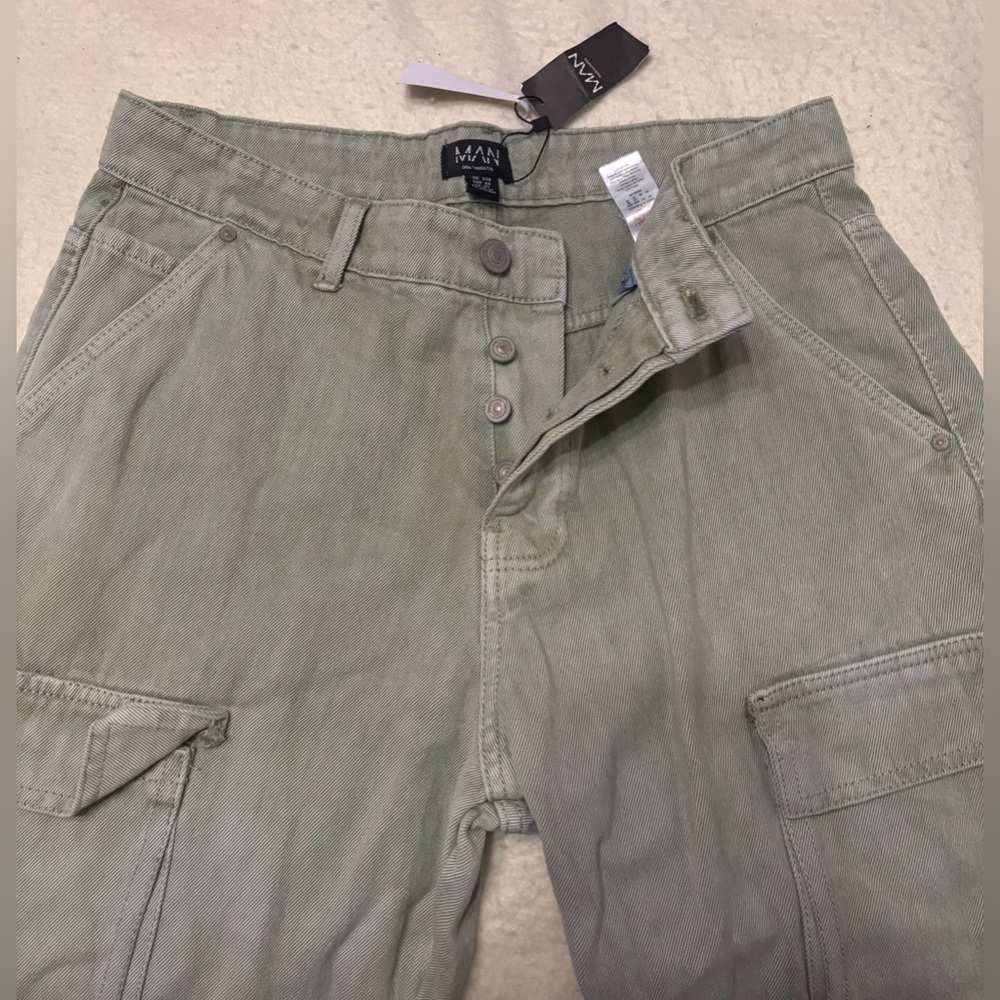 Boohoo Olive Men's Cargo Pants - Picture 6 of 11